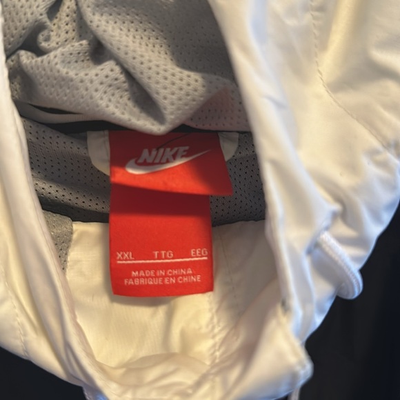 Nike windbreaker. XXL - Picture 2 of 2